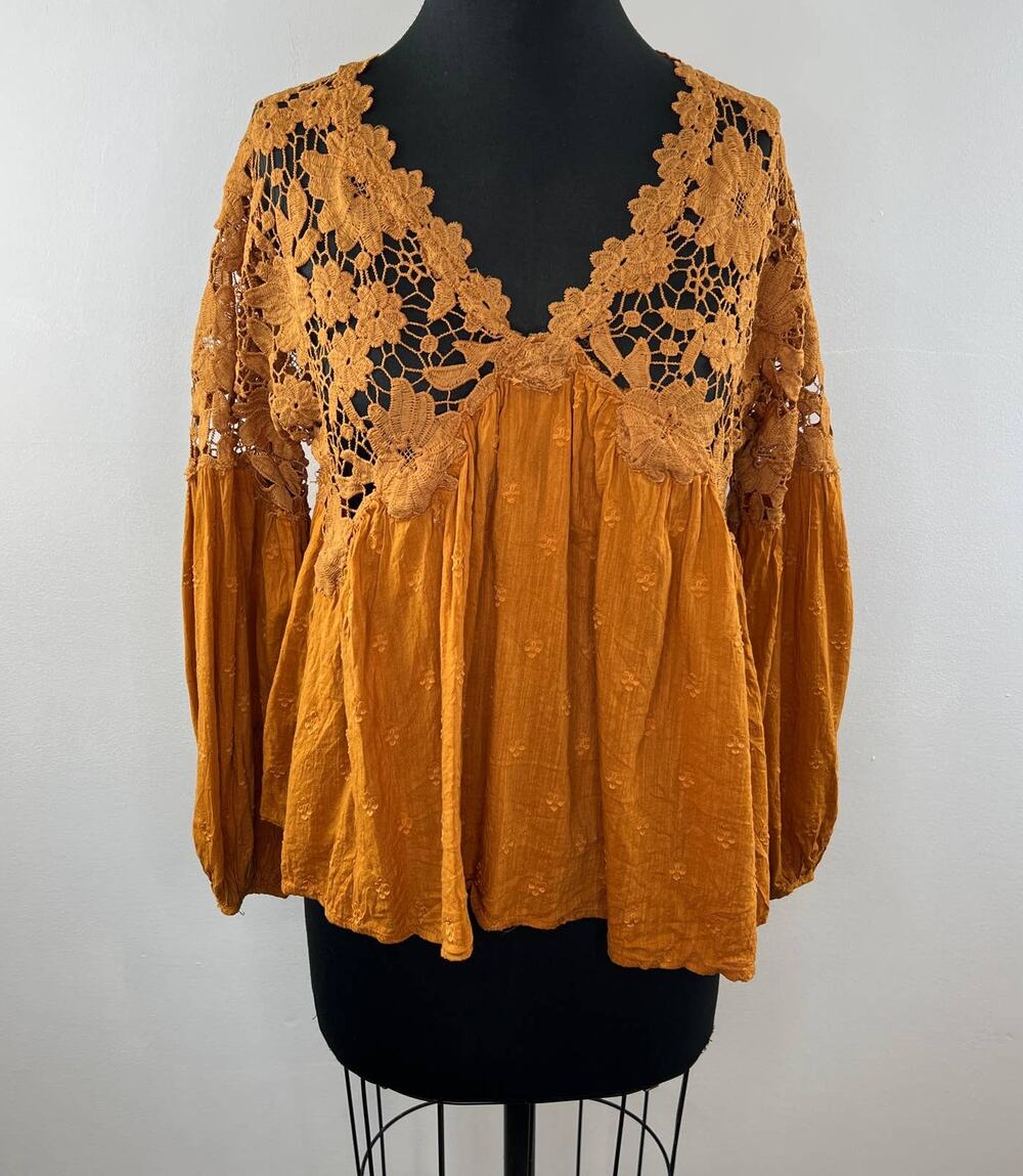 FREE PEOPLE Bronze Gold V-Neckline Bell Sleeves 100% Cotton Lina Lace Top Sz S